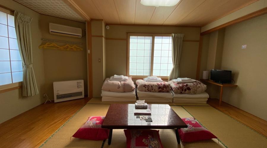 Nozawa Dream Central - Guest Room
